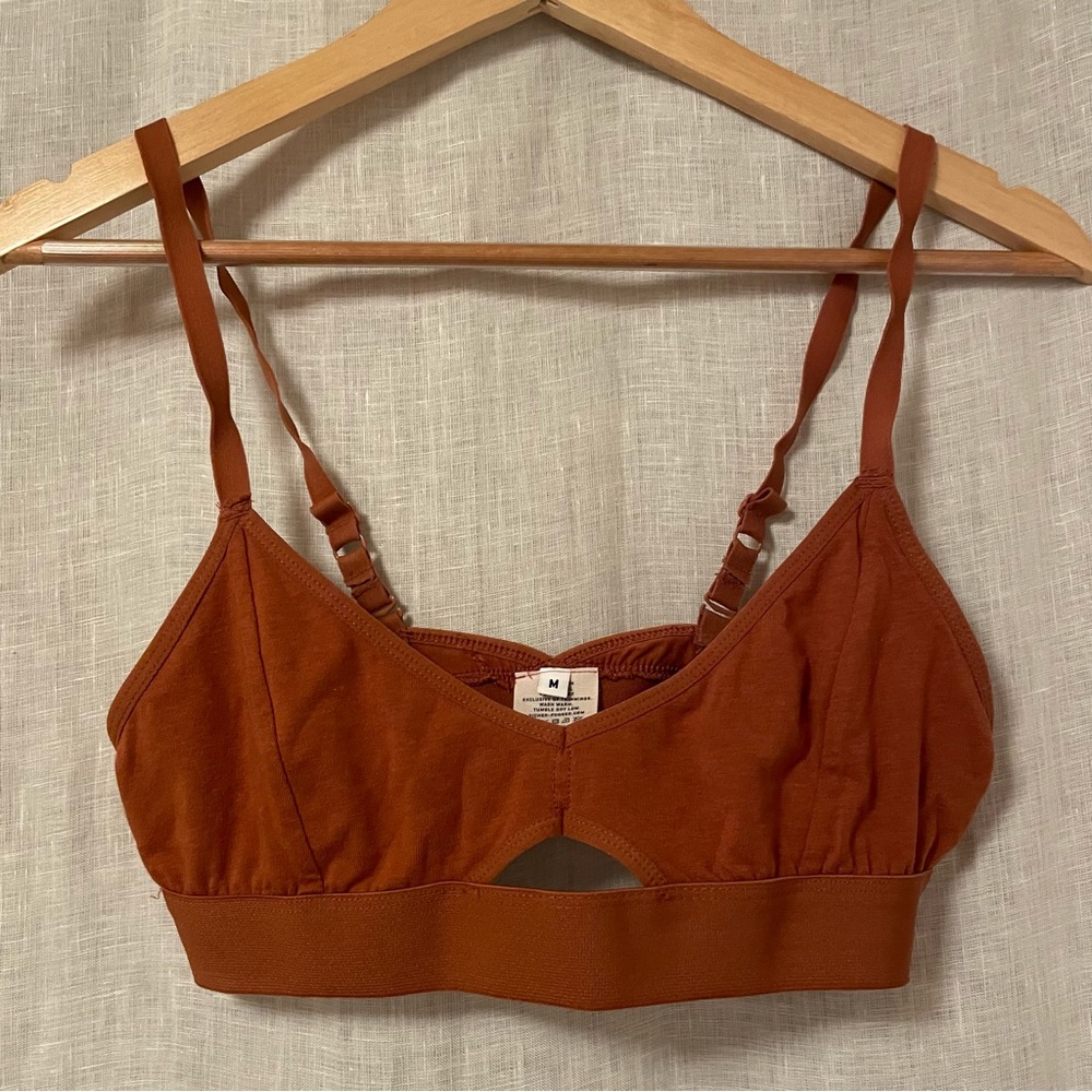 RicherPoorer Cut Out Bralette, Tobacco, Medium